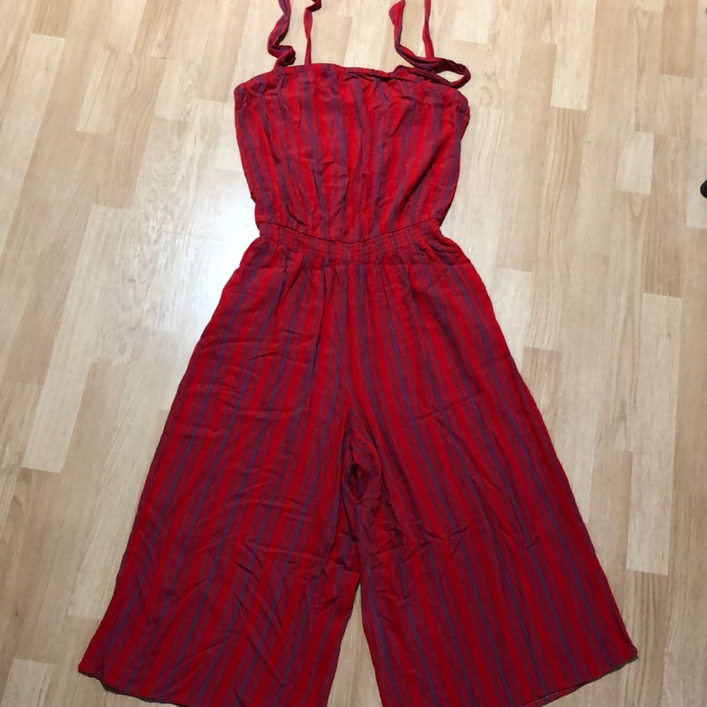 Maurices Sz M womens longer romper